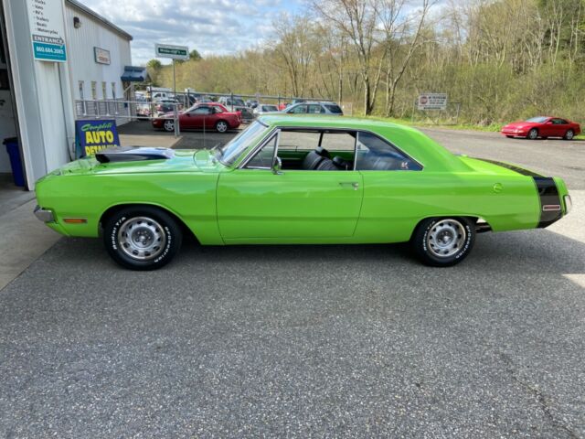 Dodge Dart 1971 image number 22