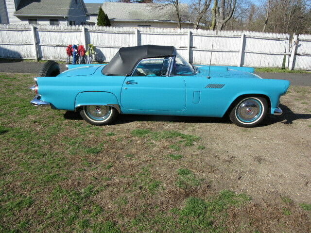 Ford Thunderbird 1956 image number 29