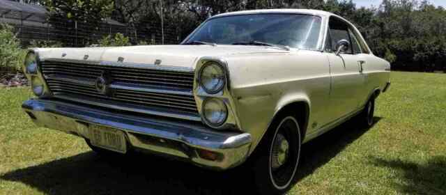 Ford Fairlane 1966 image number 1