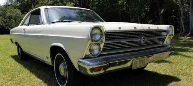 Ford Fairlane 1966 image number 2