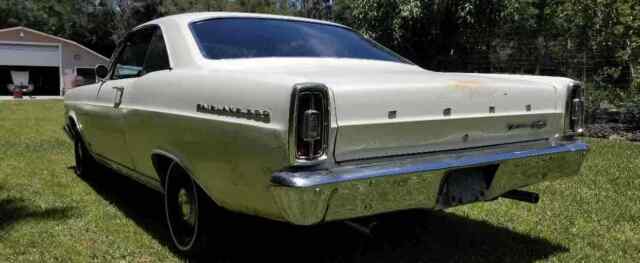 Ford Fairlane 1966 image number 22