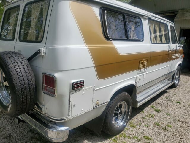 GMC Vandura 1978 image number 19