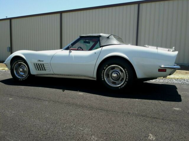 Chevrolet Corvette 1971 image number 2