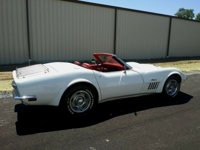 Chevrolet Corvette 1971 image number 47