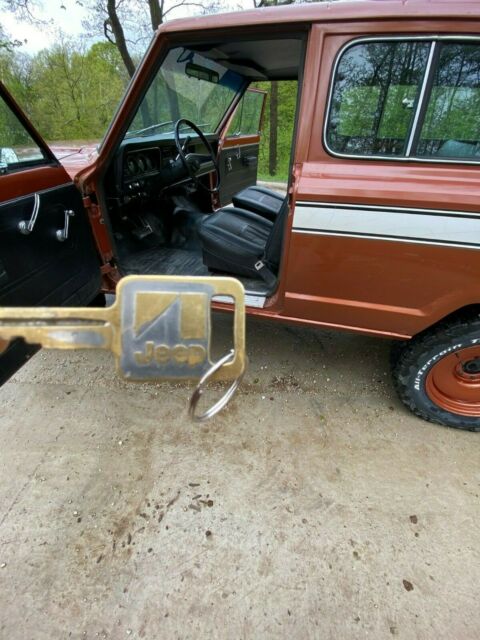 Jeep Cherokee 1974 image number 22