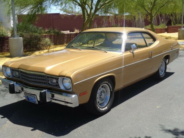 Plymouth Duster 1973 image number 0