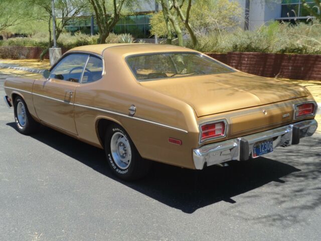 Plymouth Duster 1973 image number 1