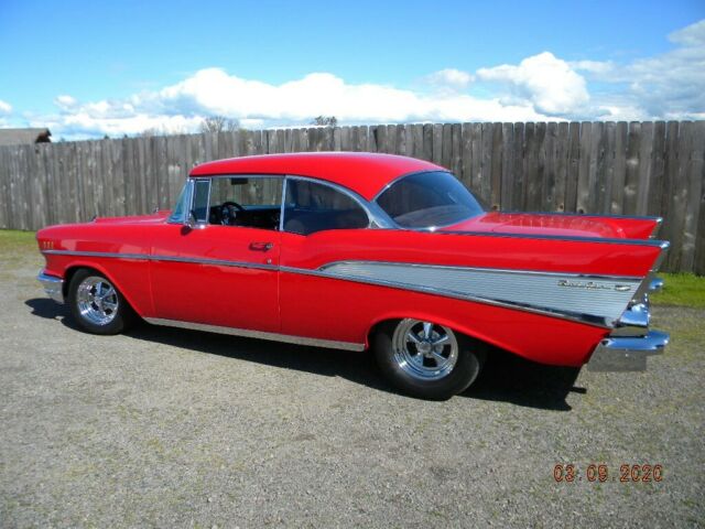 Chevrolet Bel Air/150/210 1957 image number 2