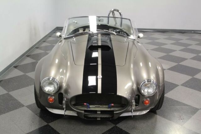 Shelby Cobra 1965 image number 21