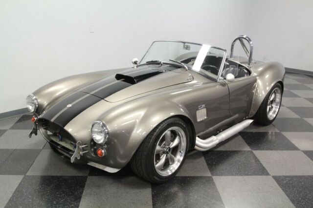 Shelby Cobra 1965 image number 22