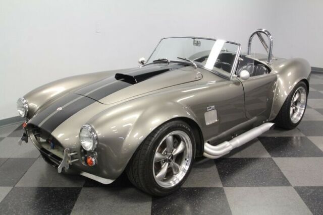 Shelby Cobra 1965 image number 29