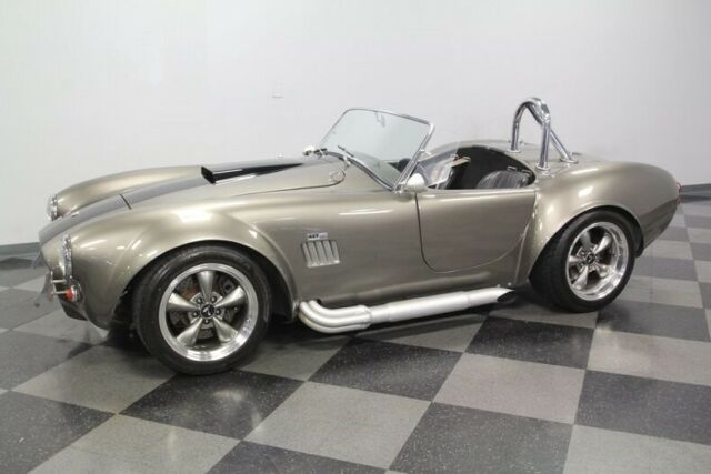 Shelby Cobra 1965 image number 30