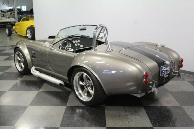 Shelby Cobra 1965 image number 33