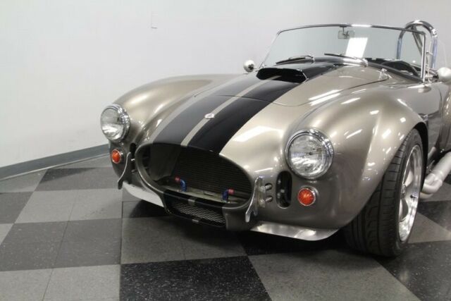 Shelby Cobra 1965 image number 47