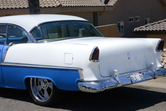 Chevrolet Bel Air/150/210 1955 image number 9