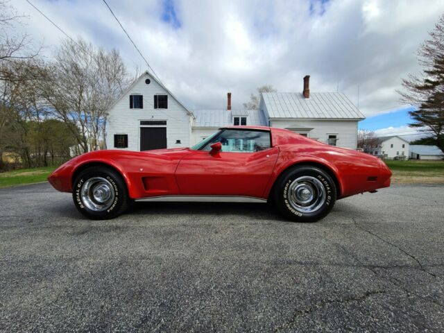 Chevrolet Corvette 1977 image number 0