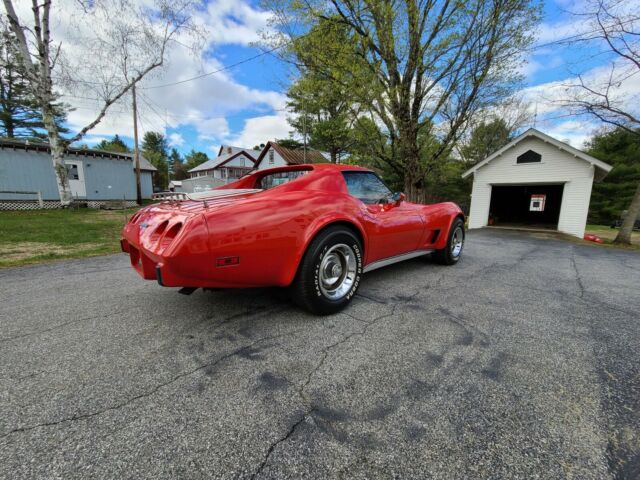 Chevrolet Corvette 1977 image number 2