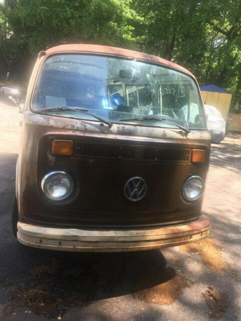 Volkswagen Bus/Vanagon 1979 image number 1