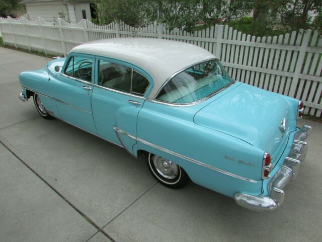 Chrysler New Yorker 1954 image number 28