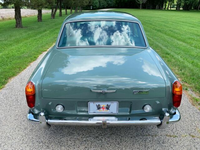 Rolls-Royce Corniche 1970 image number 8