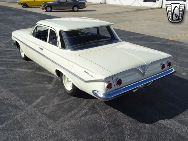 Chevrolet Bel Air/150/210 1961 image number 29