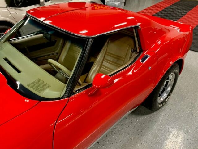 Chevrolet Corvette 1977 image number 33