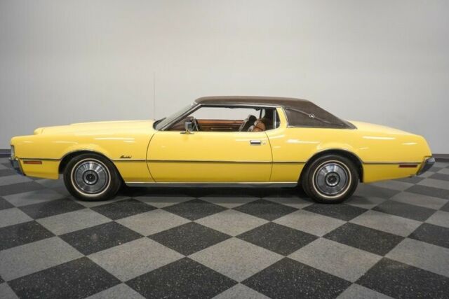 Ford Thunderbird 1972 image number 31