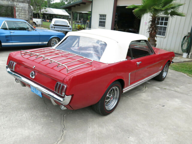 Ford Mustang 1965 image number 14