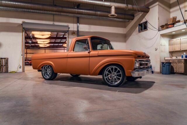 Ford F-100 1961 image number 10