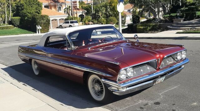 Pontiac Bonneville 1961 image number 28