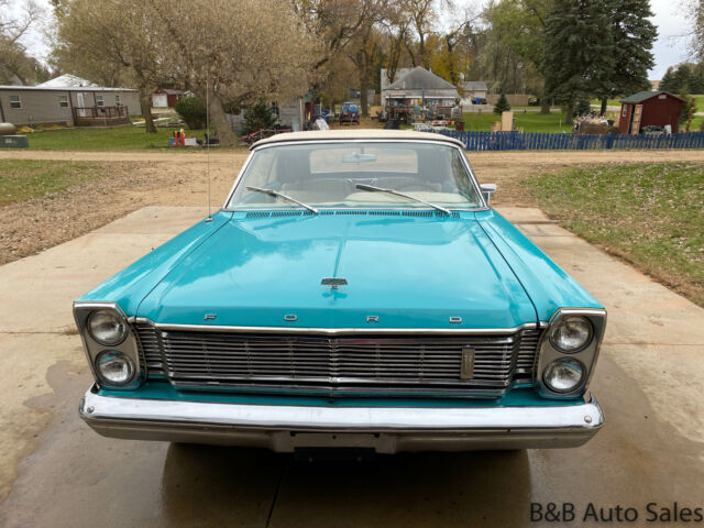 Ford Galaxie 1965 image number 25