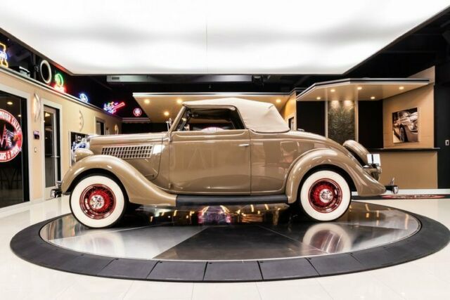 Ford Cabriolet 1935 image number 20