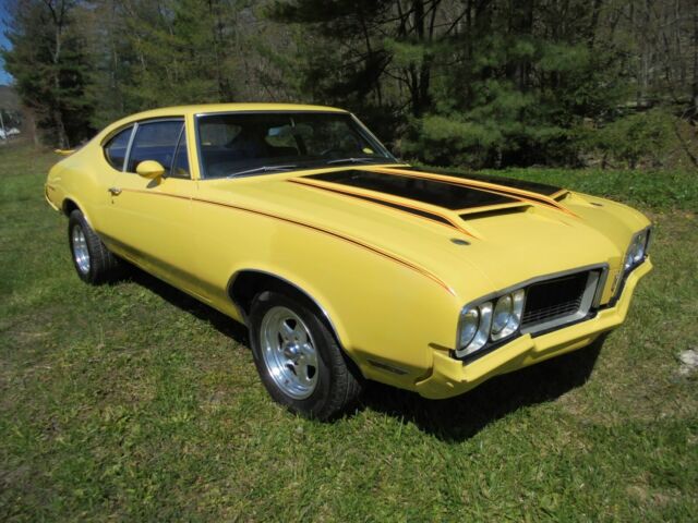 Oldsmobile Cutlass 1970 image number 0