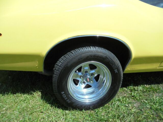 Oldsmobile Cutlass 1970 image number 21