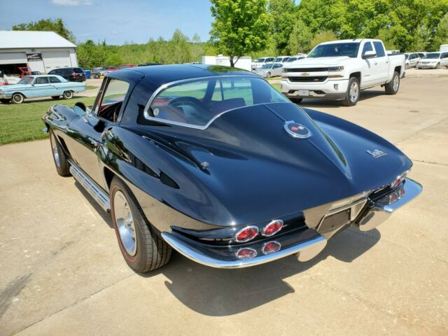 Chevrolet Corvette 1967 image number 28