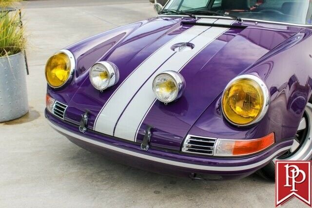 Porsche 911 1971 image number 1