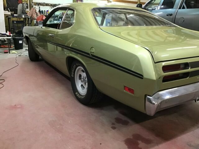 Plymouth Duster 1970 image number 19