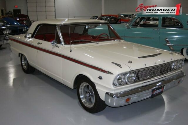 Ford Fairlane 500 Sport Coupe 1963 image number 0