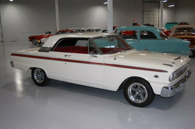 Ford Fairlane 500 Sport Coupe 1963 image number 11