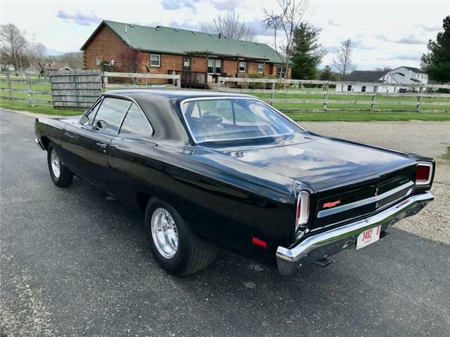 Plymouth Road Runner 1969 image number 20