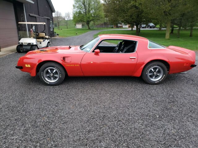 Pontiac Trans Am 1975 image number 1