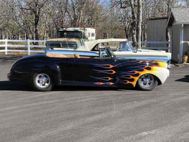 Ford Custom 1941 image number 31