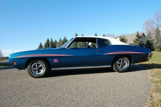 Pontiac GTO 1970 image number 28