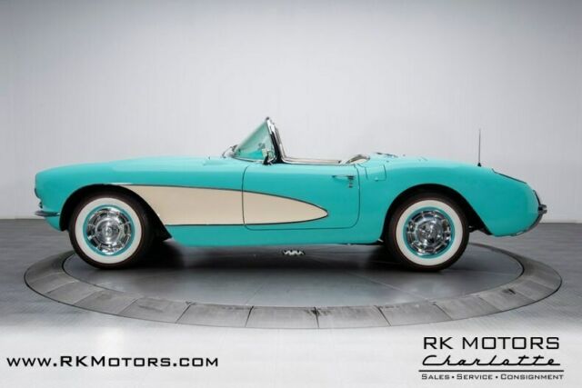 Chevrolet Corvette 1956 image number 38