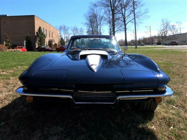 Chevrolet Corvette 1965 image number 26