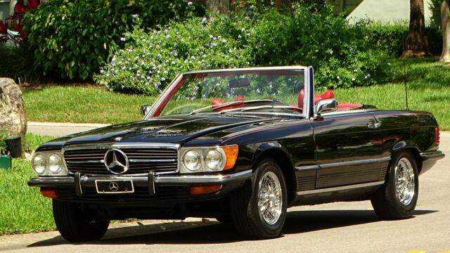 Mercedes-Benz SL-Class 1972 image number 0