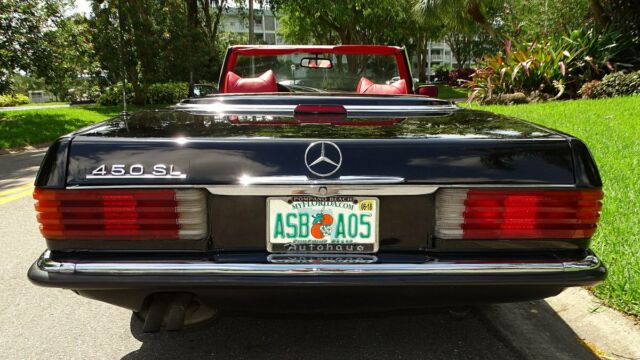 Mercedes-Benz SL-Class 1972 image number 7