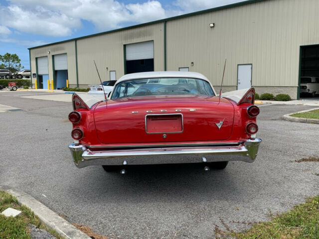 Dodge Royal 1957 image number 37