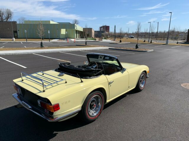 Triumph TR-6 1971 image number 22