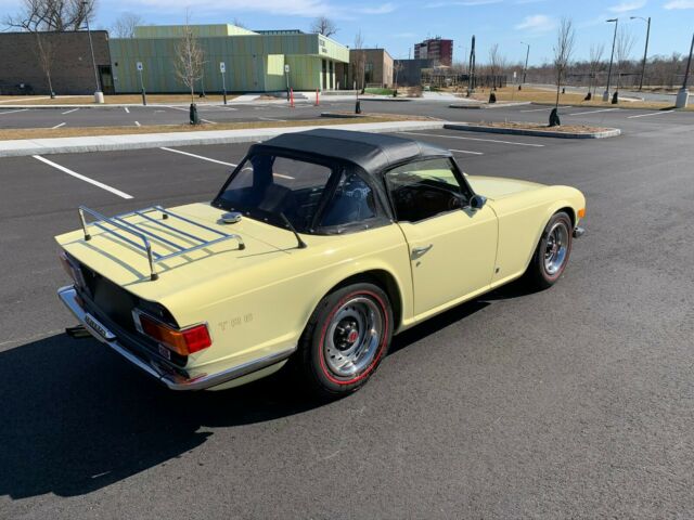 Triumph TR-6 1971 image number 24